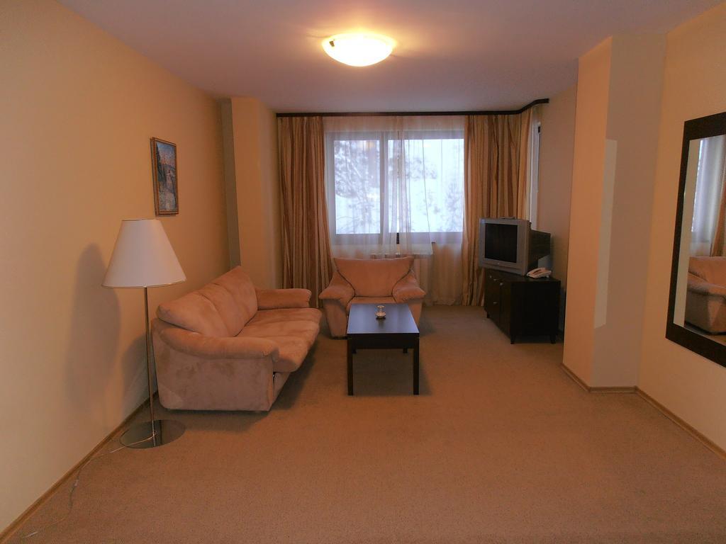 Royal House Apartments Tmf Pamporovo Exterior photo