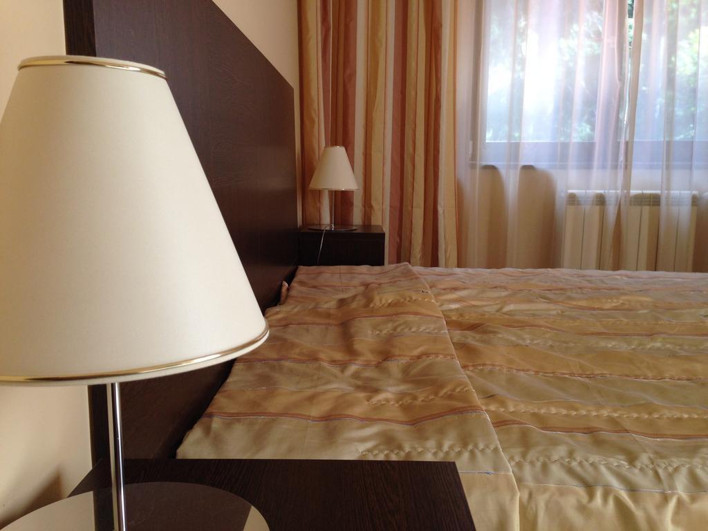 Royal House Apartments Tmf Pamporovo Exterior photo